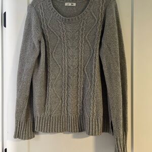 BB Dakota Heather Gray Cable Knit Sweater